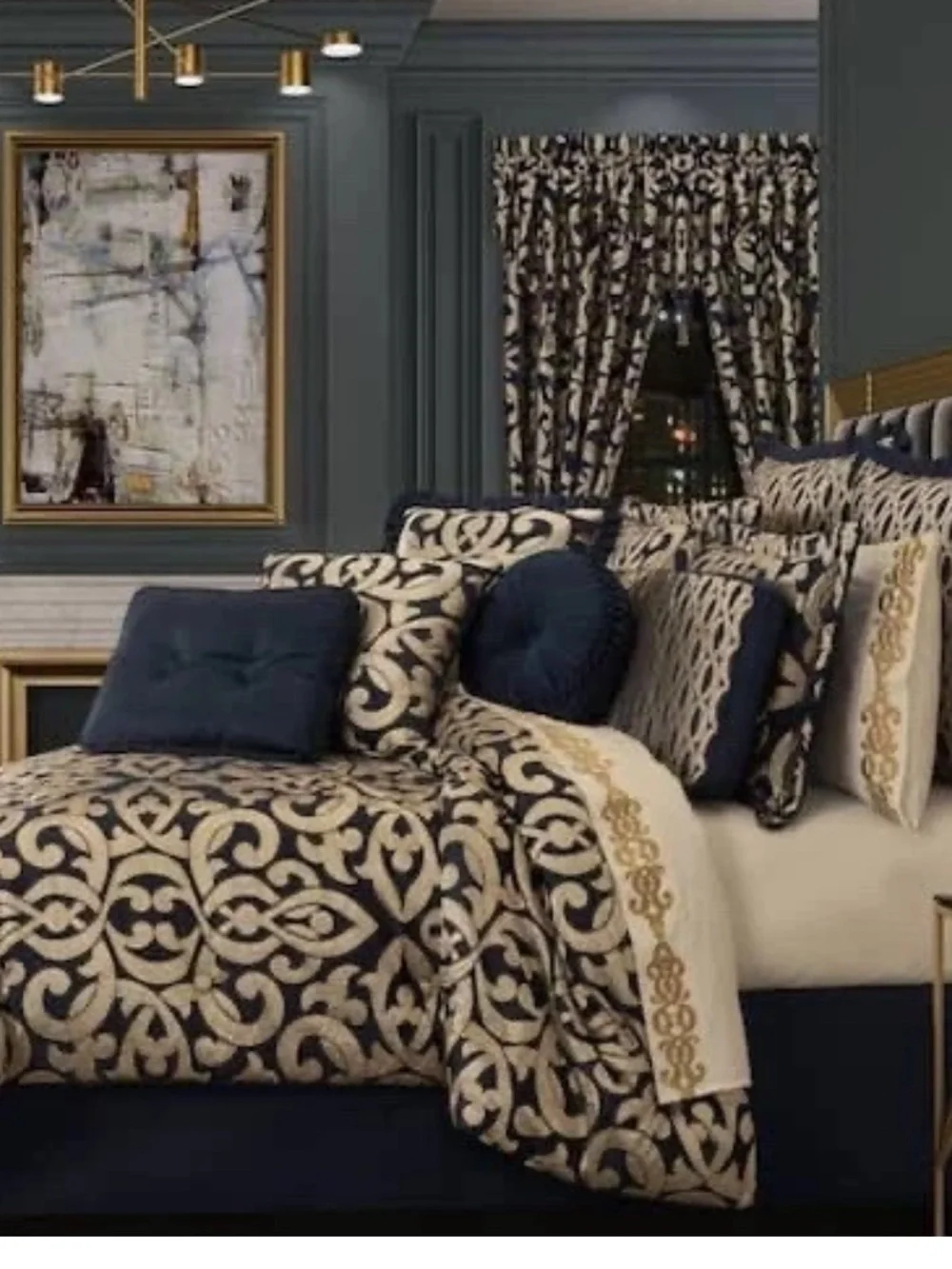 J. Queen New York Biagio Comforter Set NWT Sz Queen NWT